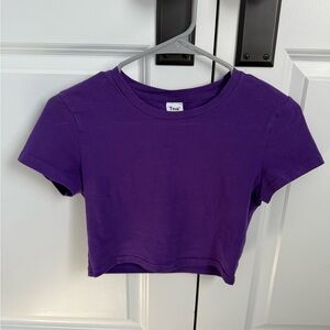 Aritzia TNA Contour Crew Cropped T-shirt